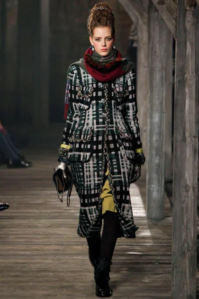 Look 26